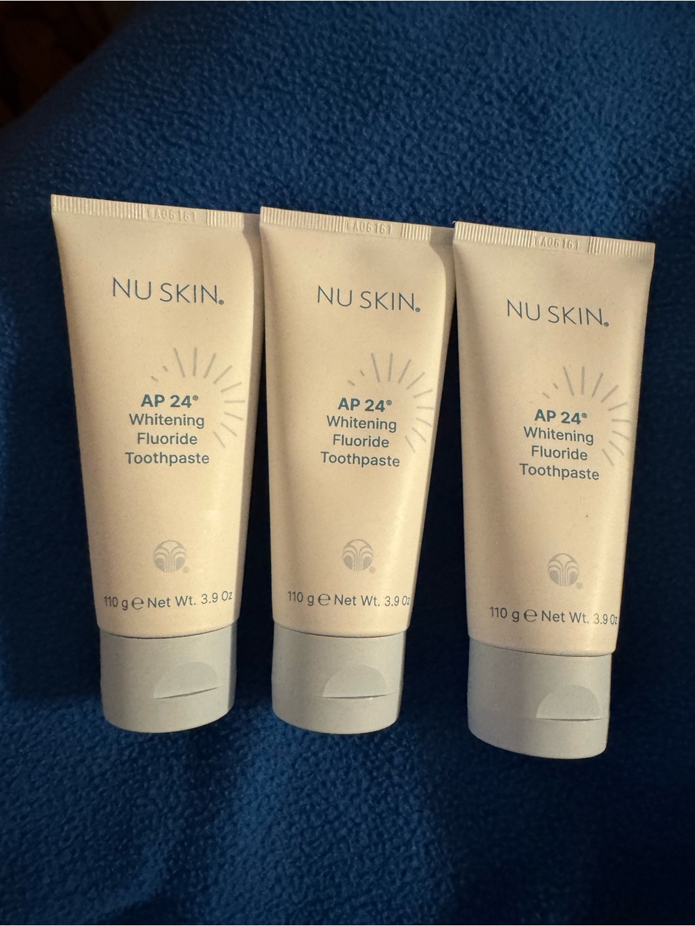 New-Three (3)Nuskin Ap24 Whitening Fluoride Toothpaste
